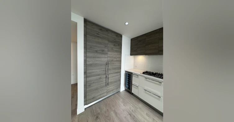 709-7388 Kingsway, Burnaby, BC, V3N 0G9 - 5
