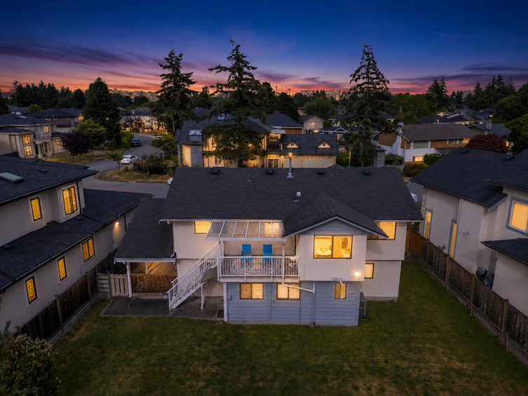 6439 Azure Road, Richmond, BC, V7C 2R8 - 30