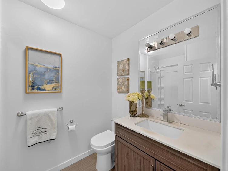 6439 Azure Road, Richmond, BC, V7C 2R8 - 22
