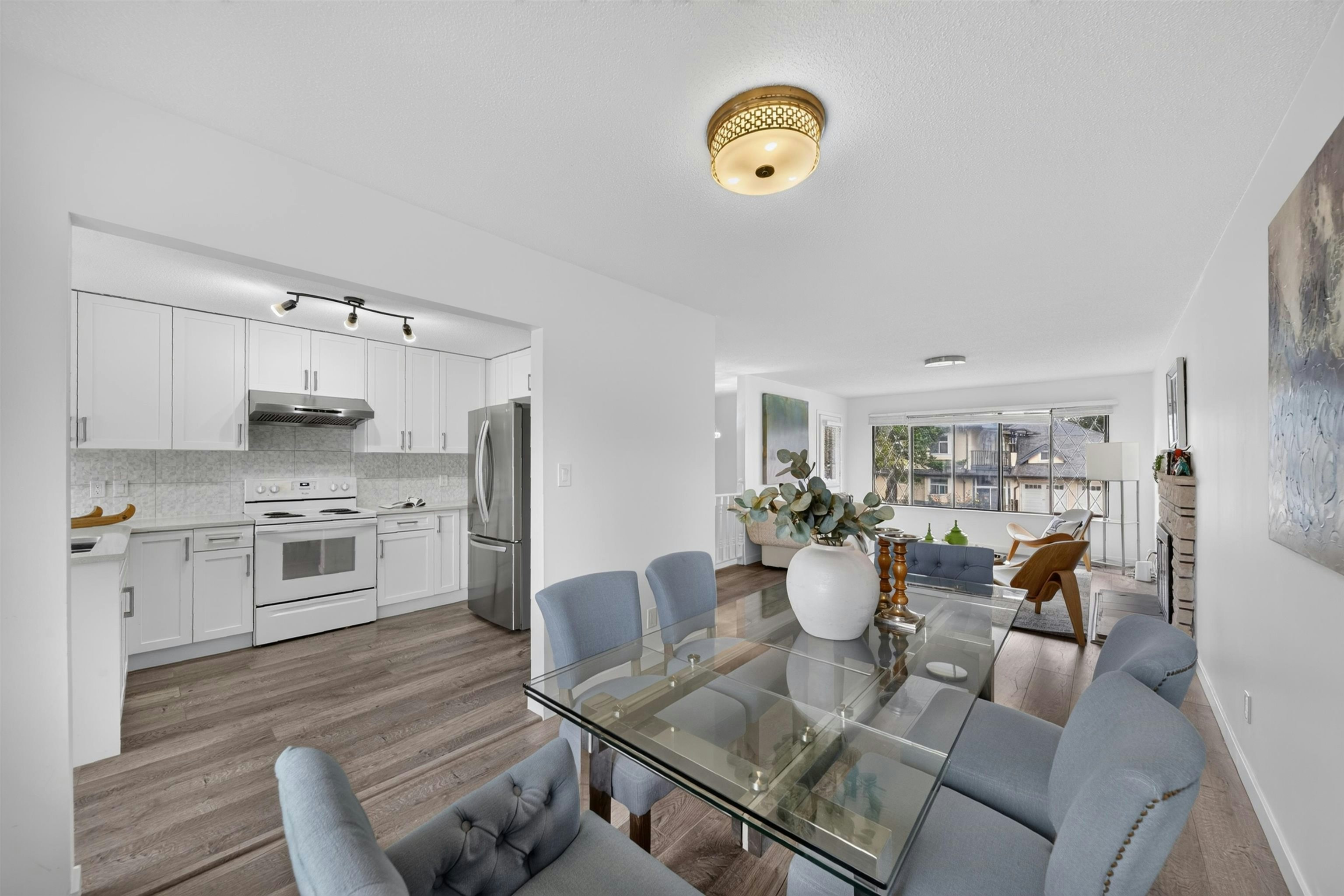 6439 Azure Road, Richmond, BC, V7C 2R8 - 13