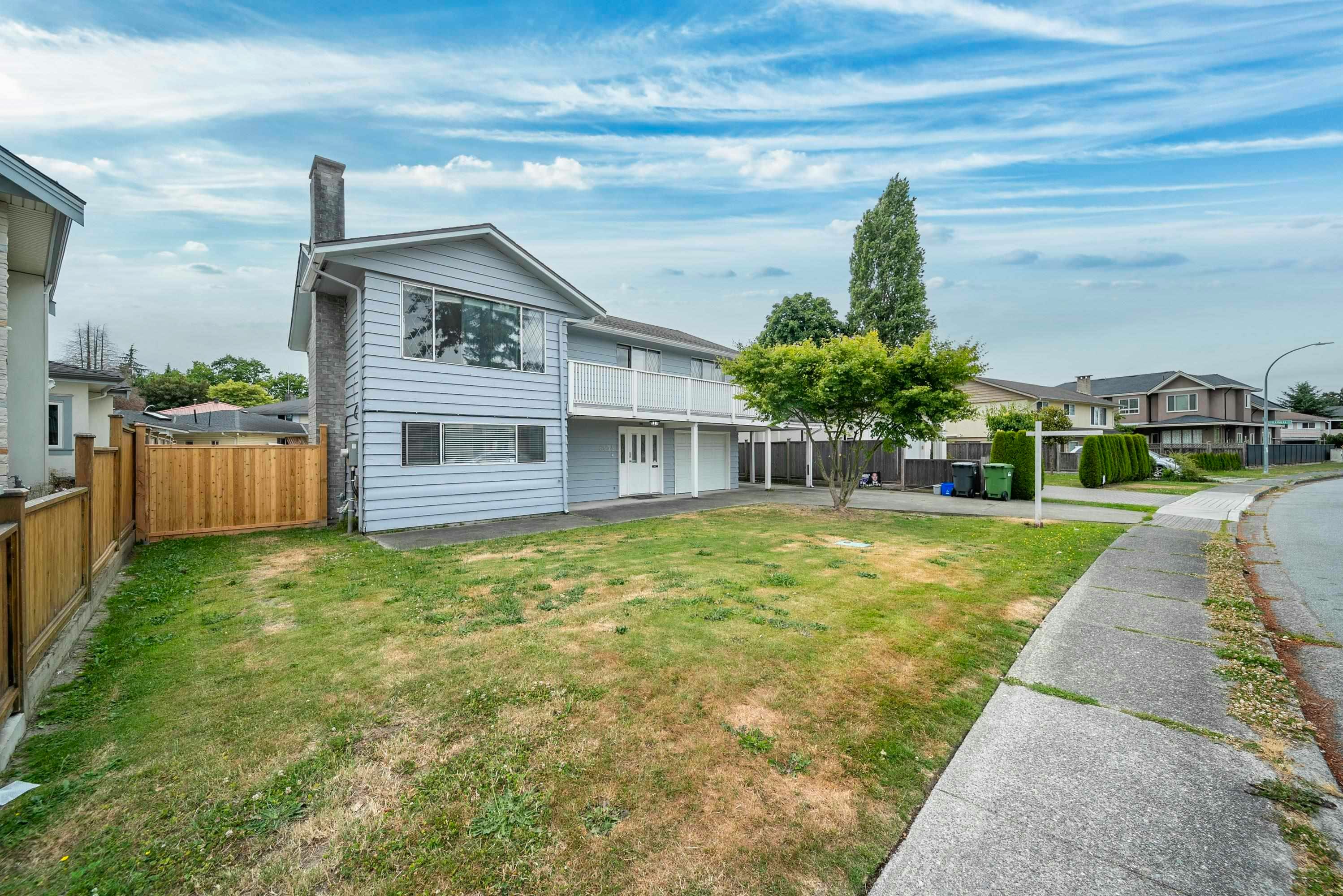 6439 Azure Road, Richmond, BC, V7C 2R8 - 3