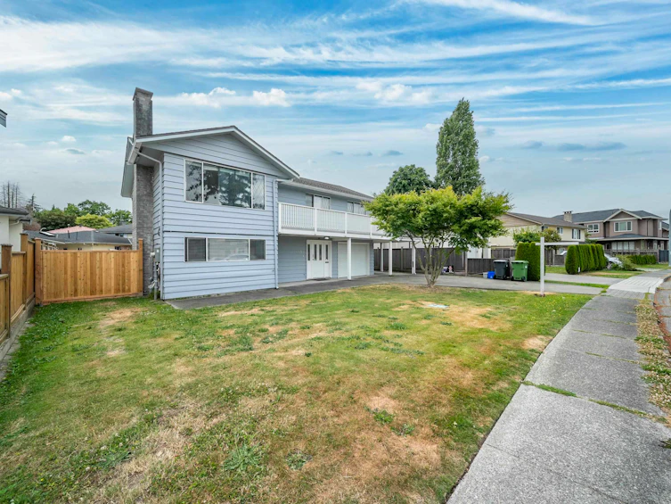 6439 Azure Road, Richmond, BC, V7C 2R8 - 3