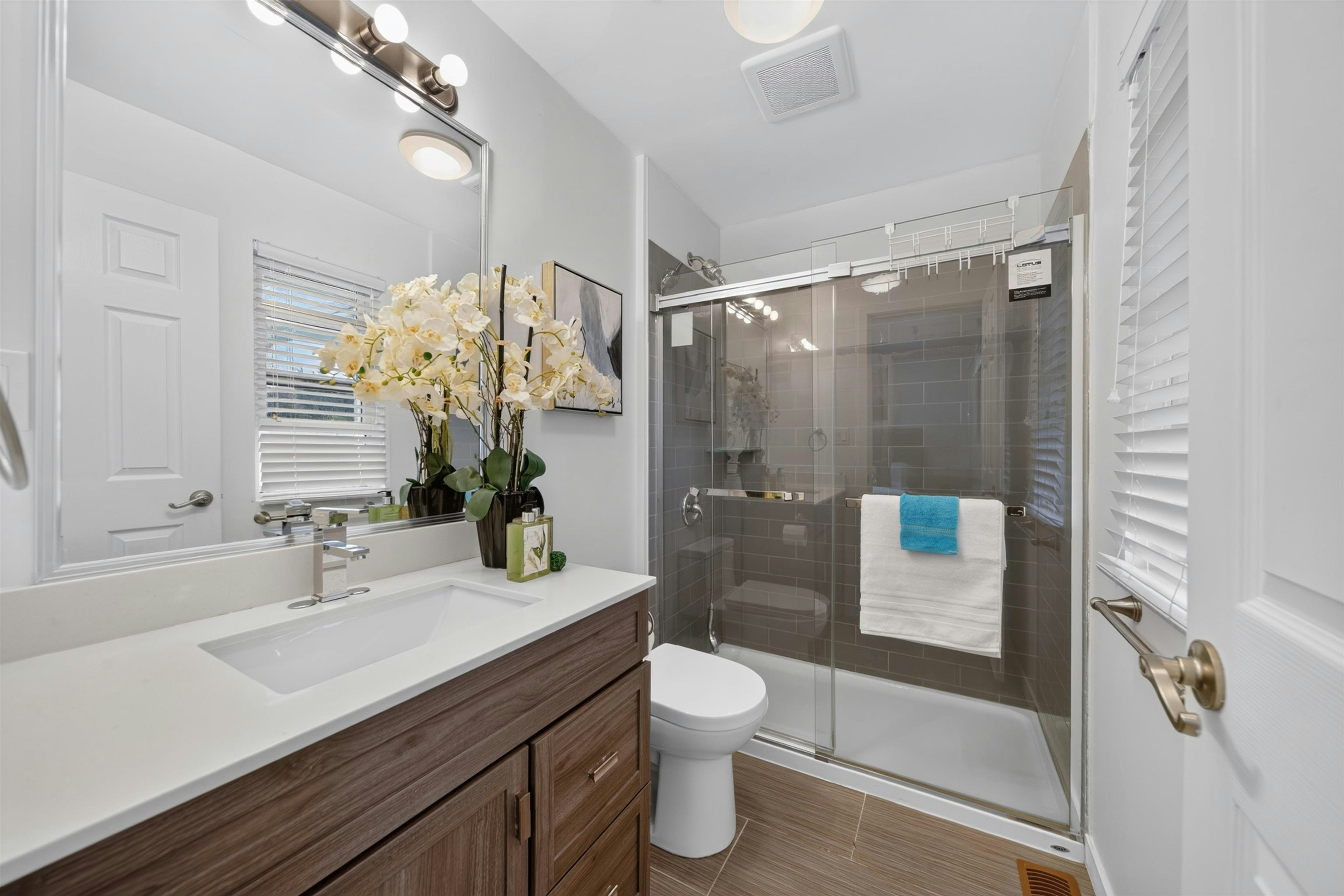 6439 Azure Road, Richmond, BC, V7C 2R8 - 20