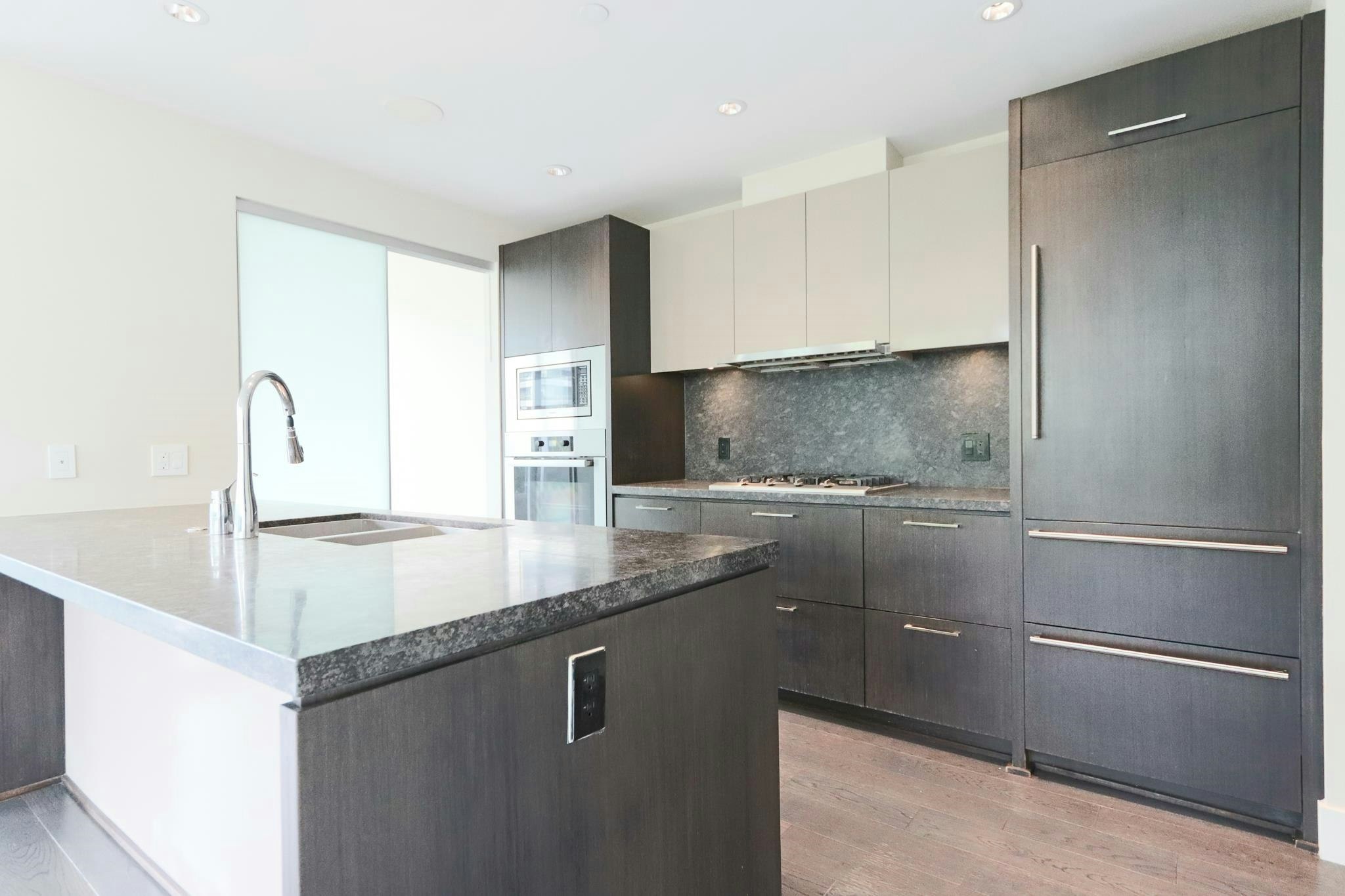 600-866 Arthur Erickson Place Place, West Vancouver, BC, V7T 0B2 - 9