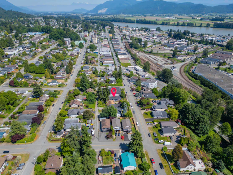 32931 1 Avenue, Mission, BC, V2V 1E9 - 30