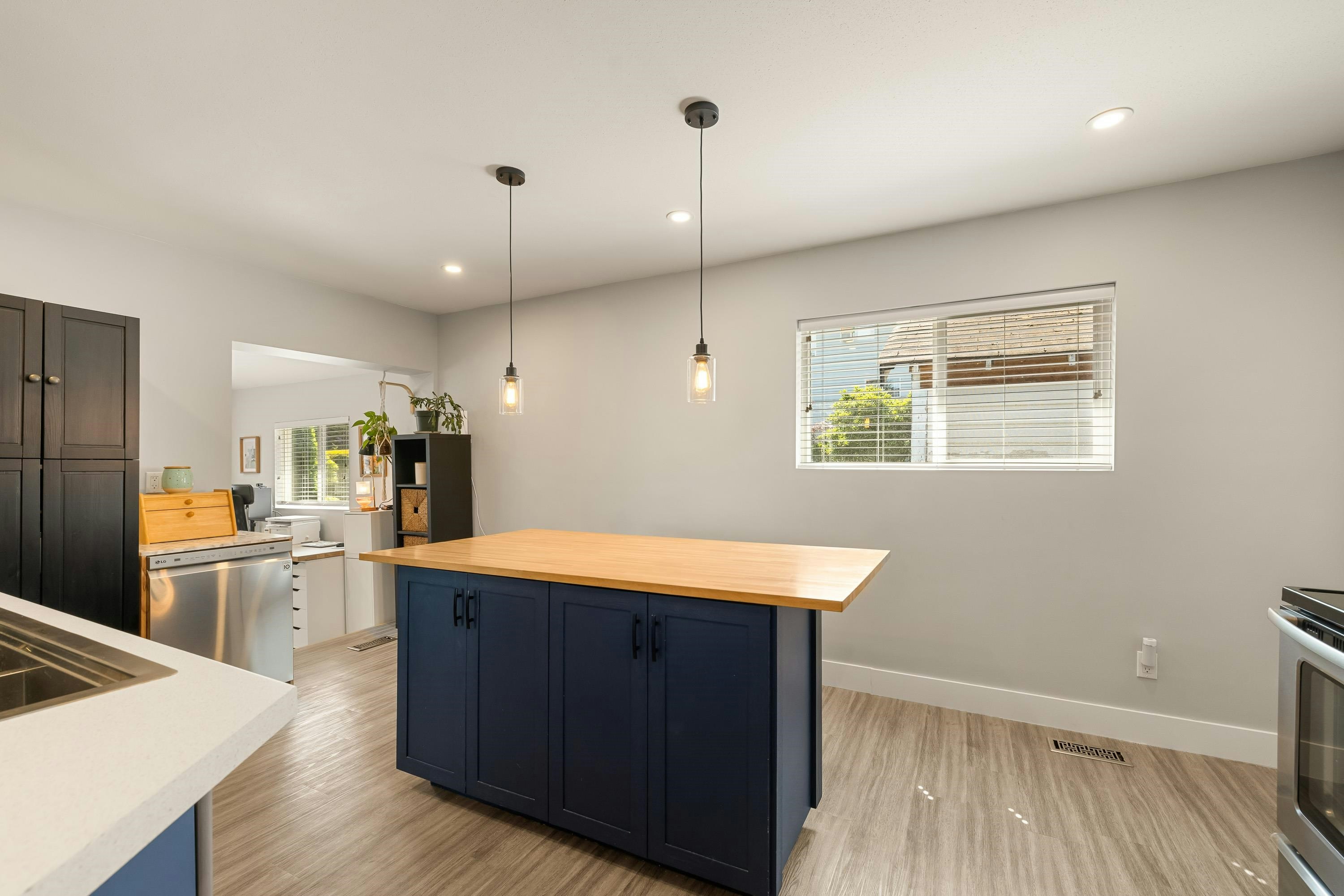 32931 1 Avenue, Mission, BC, V2V 1E9 - 17