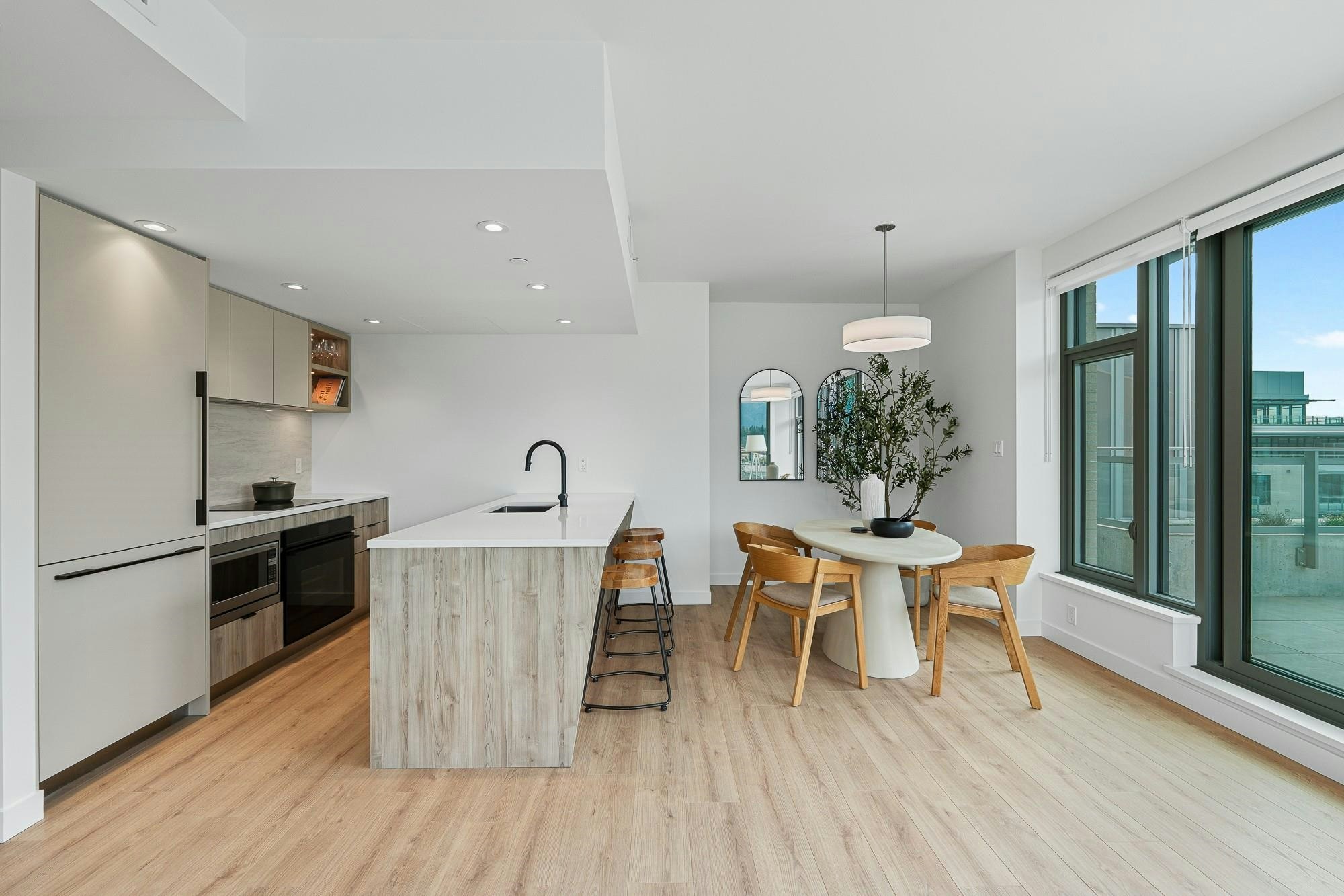 703-755 Harbourside Drive, North Vancouver, BC, V7P 0G1 - 6