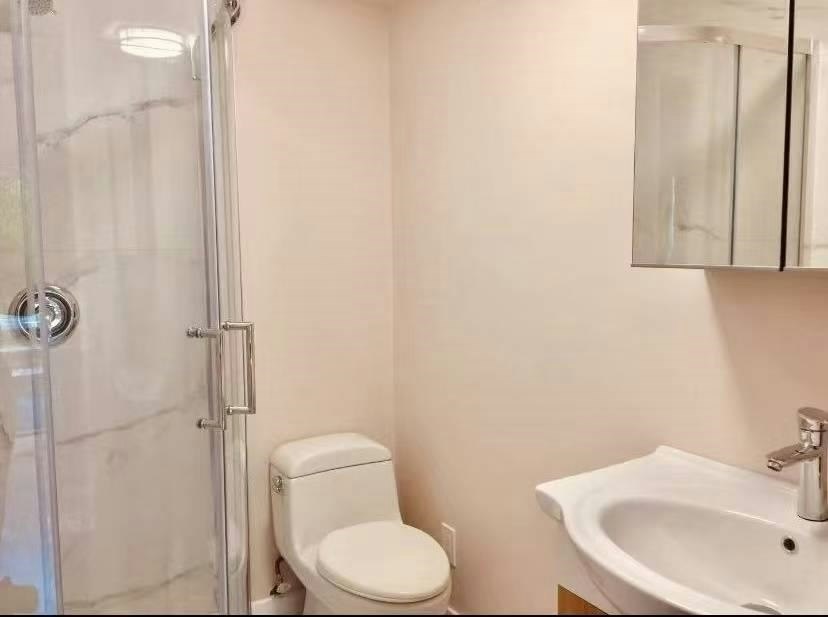 3000 West 21st Avenue, Vancouver, BC, V6L 1L1 - 6