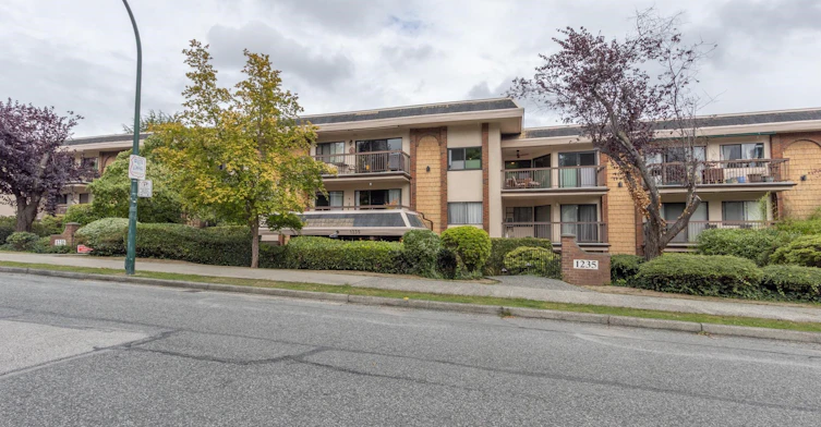 202-1235 15th Avenue, Vancouver, BC, V6H 2V6