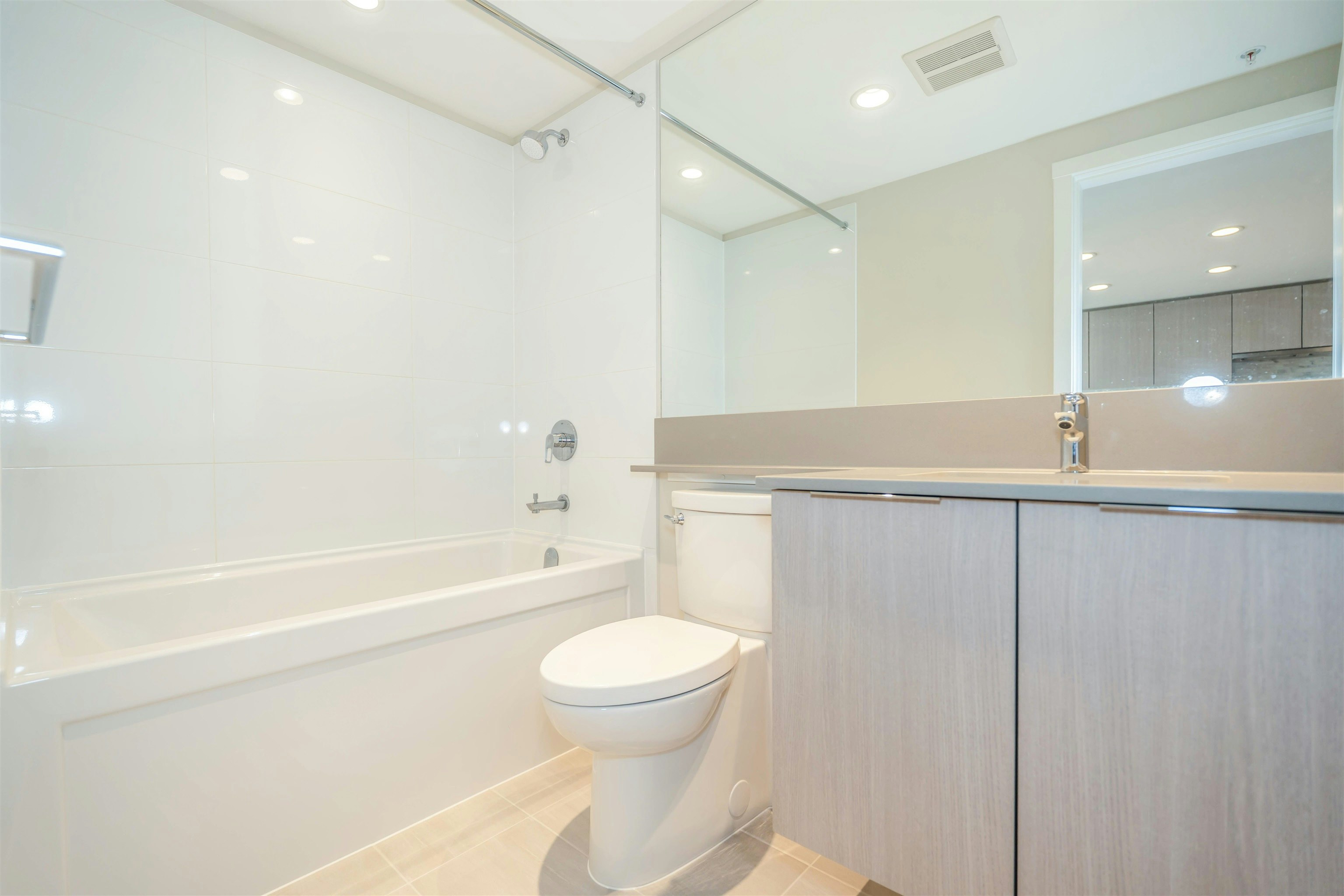 1904-1182 Westwood Street, Coquitlam, BC, V3B 0T9 - 22