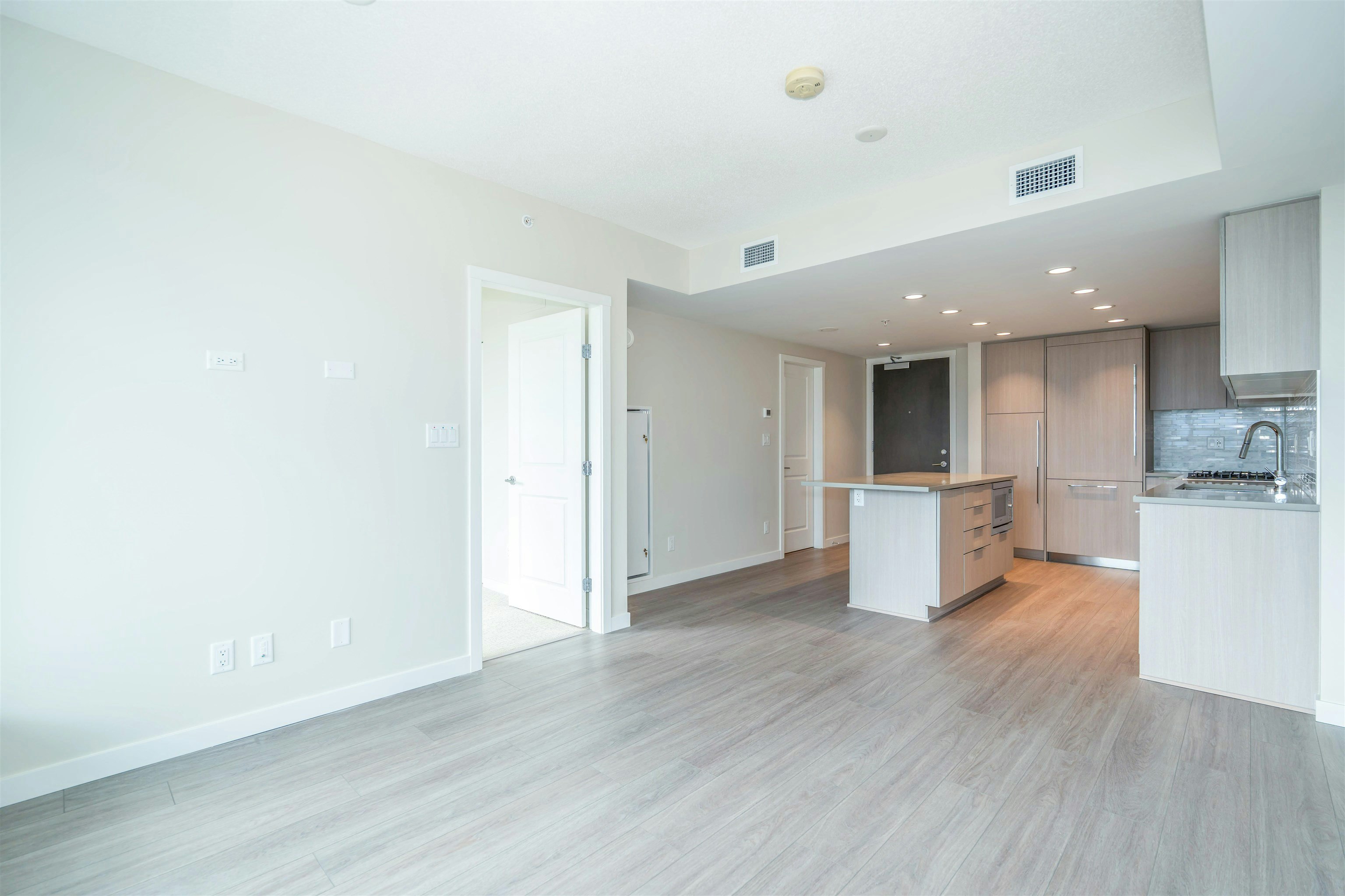 1904-1182 Westwood Street, Coquitlam, BC, V3B 0T9 - 10