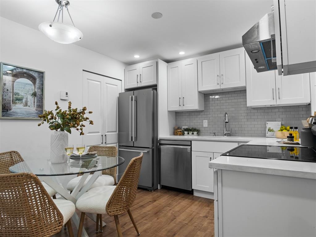1253 Plateau Drive, North Vancouver, BC, V7P 2J3 - 6