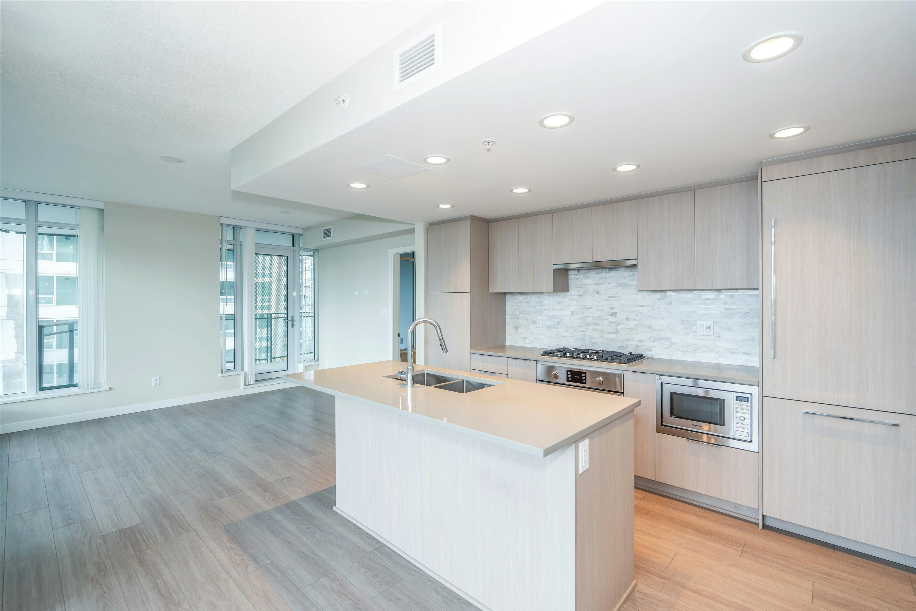 1406-1182 Westwood Street - 4