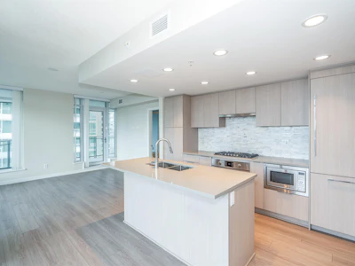 1406-1182 Westwood Street - 4