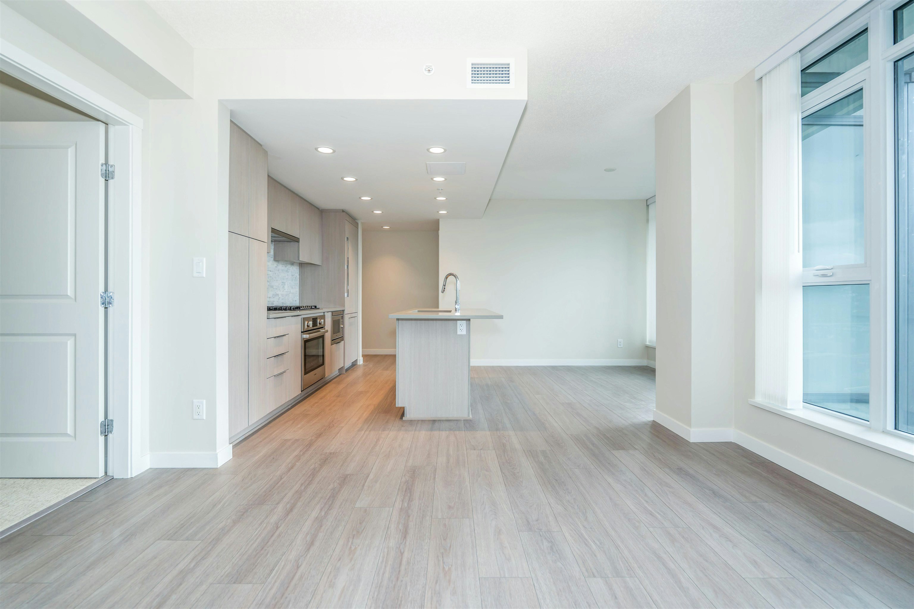 1406-1182 Westwood Street, Coquitlam, BC, V3B 0T9 - 11