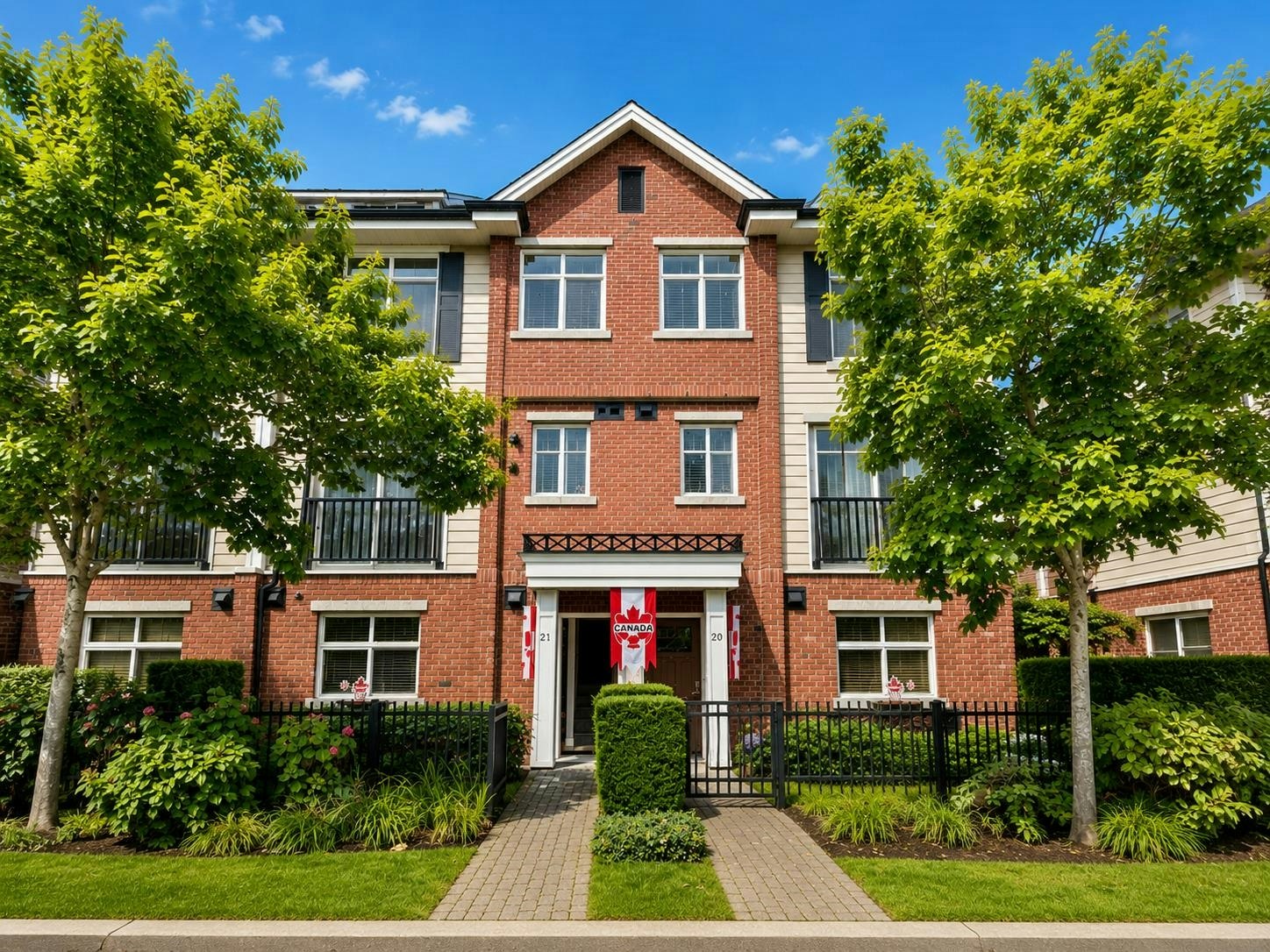 21-20738 84 Avenue, Langley, BC, V2Y 0J6