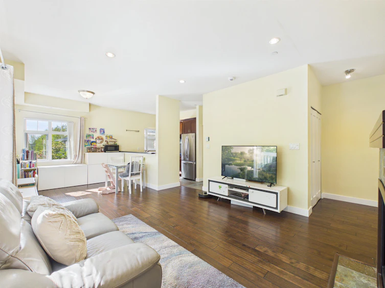 141-7388 Macpherson Avenue, Burnaby, BC, V5J 0A1 - 2