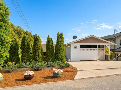 484 Marine Drive - 2