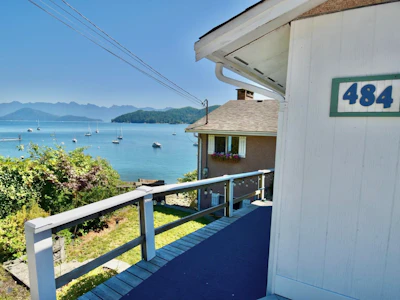 484 Marine Drive - 3