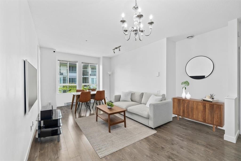553 Foster Avenue, Coquitlam, BC, V3J 0B5 - 8