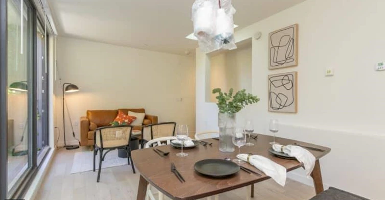 13-10 W 17th Avenue, Vancouver, BC, V5Y 1Z4 - 8