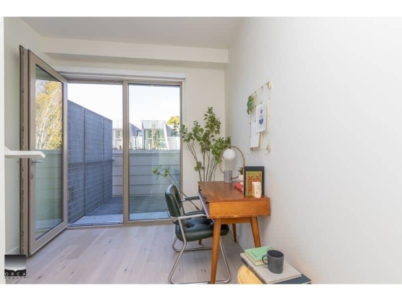 13-10 W 17th Avenue, Vancouver, BC, V5Y 1Z4 - 14