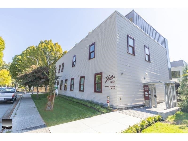 13-10 W 17th Avenue, Vancouver, BC, V5Y 1Z4