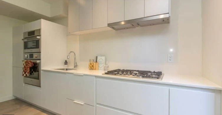 13-10 W 17th Avenue, Vancouver, BC, V5Y 1Z4 - 19