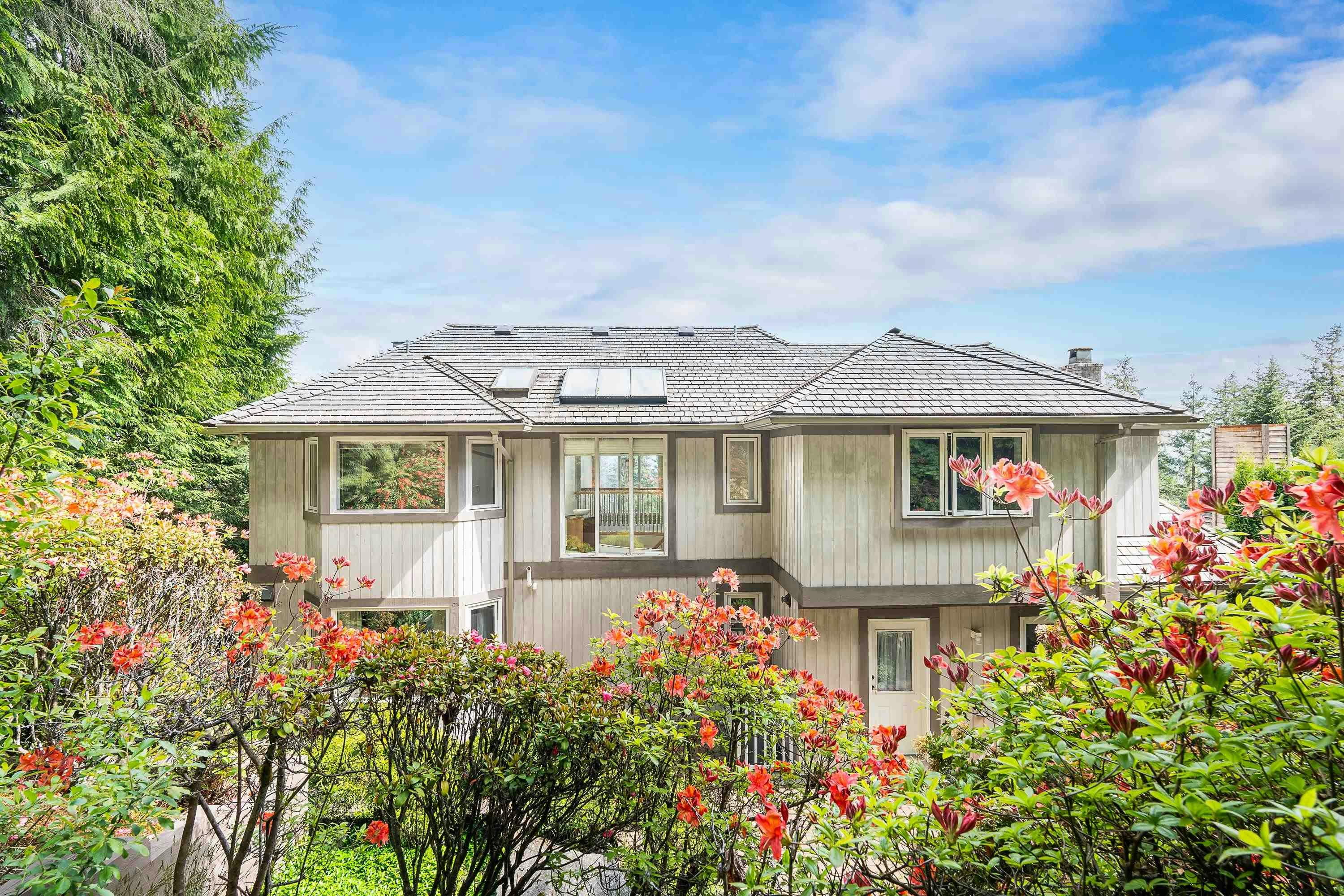4153 Quarry Court, North Vancouver, BC, V7K 3C3 - 36
