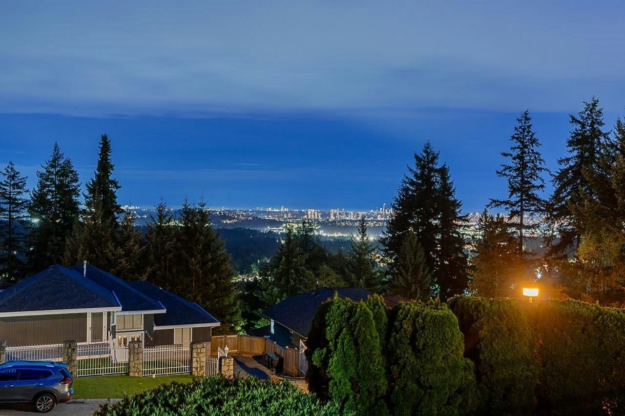 4153 Quarry Court, North Vancouver, BC, V7K 3C3 - 39