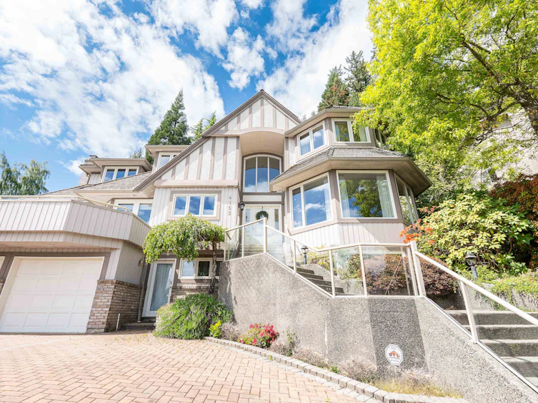 4153 Quarry Court, North Vancouver, BC, V7K 3C3 - 4
