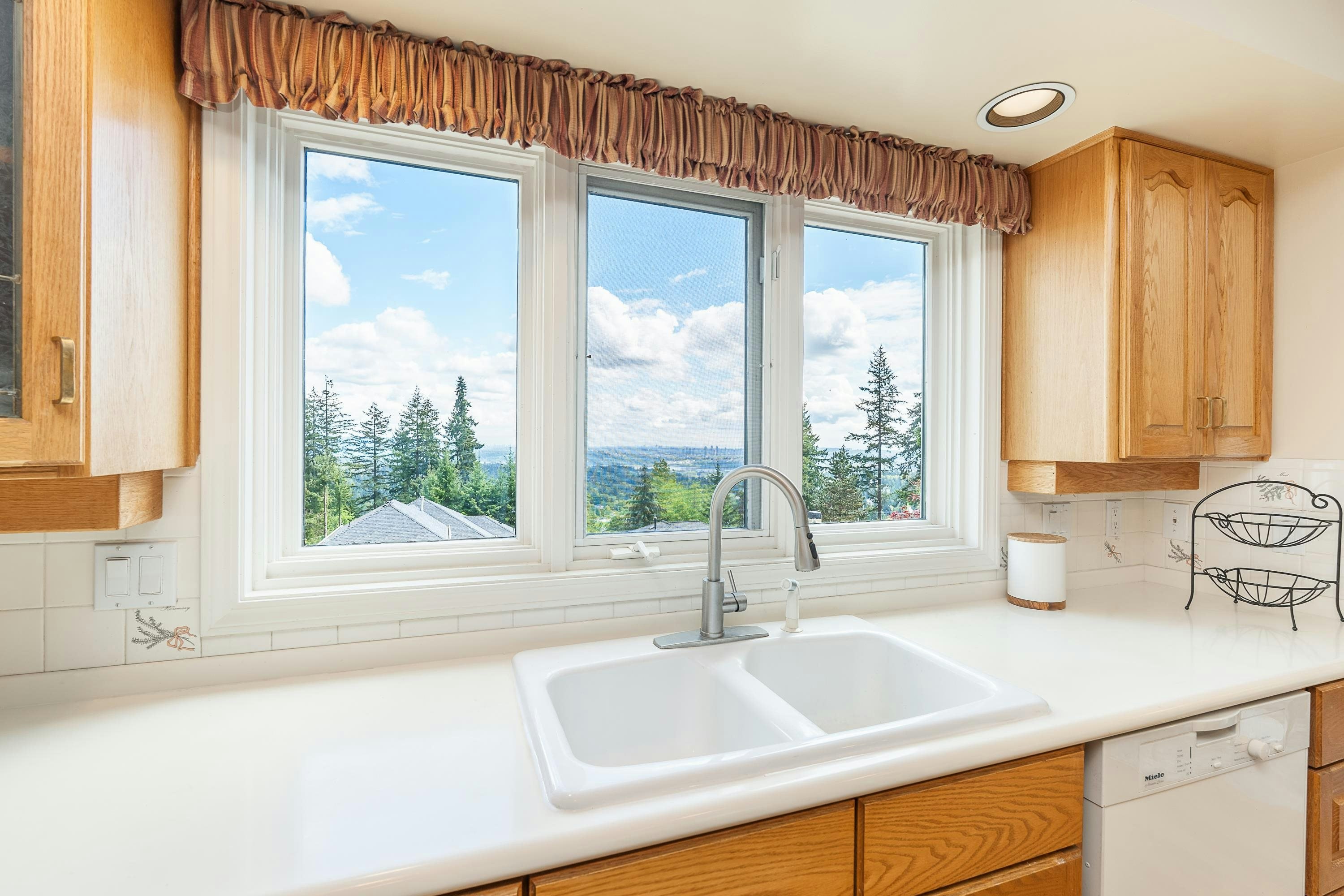 4153 Quarry Court, North Vancouver, BC, V7K 3C3 - 19