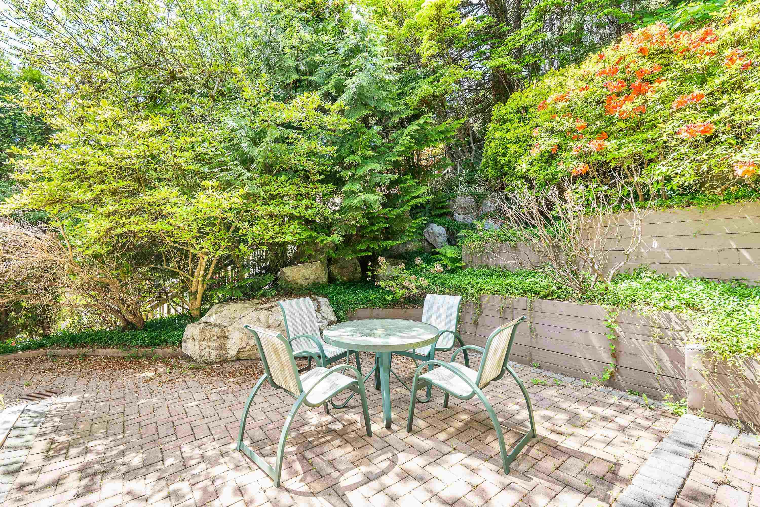 4153 Quarry Court, North Vancouver, BC, V7K 3C3 - 34