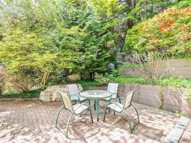 4153 Quarry Court, North Vancouver, BC, V7K 3C3 - 34