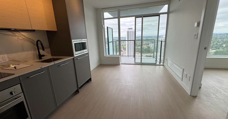 2812-13745 George Junction, Surrey, BC, V3T 0V8 - 5