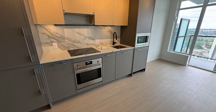 2812-13745 George Junction, Surrey, BC, V3T 0V8 - 6