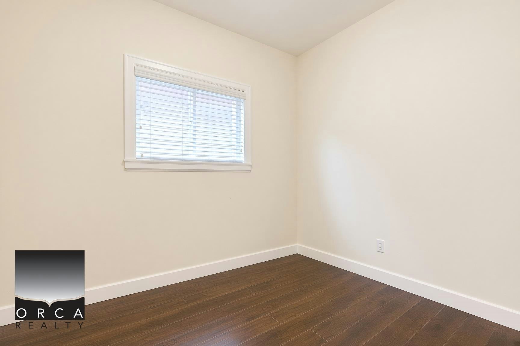 2572 E 2nd Avenue, Vancouver, BC, V5M 1C6 - 4