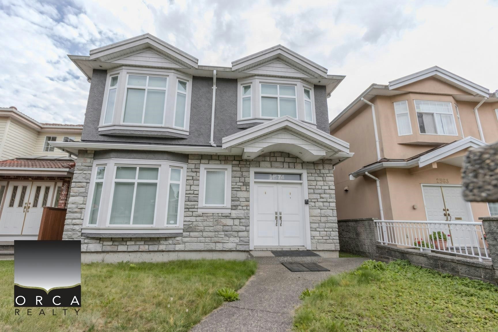 2572 E 2nd Avenue, Vancouver, BC, V5M 1C6