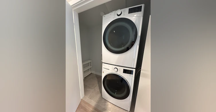 one room at 102-5380 Crooked Branch Road Road, Vancouver, BC, V6T 0E5 - 7