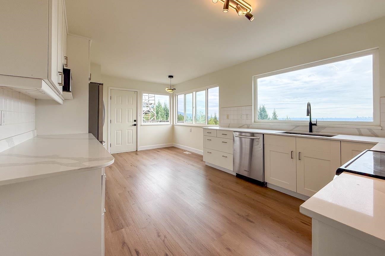 1350 Crestwell Road, West Vancouver, BC, V7S 2P2 - 9