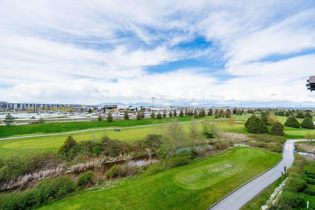 408-4977 Springs Boulevard, Delta, BC, V4M 0C1