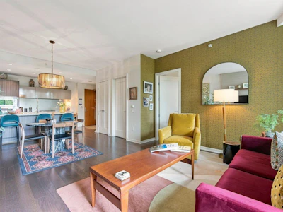 306-1616 Columbia Street - 4