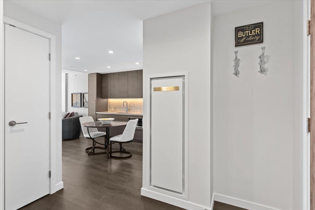 2203-305 Morrissey Road - 5