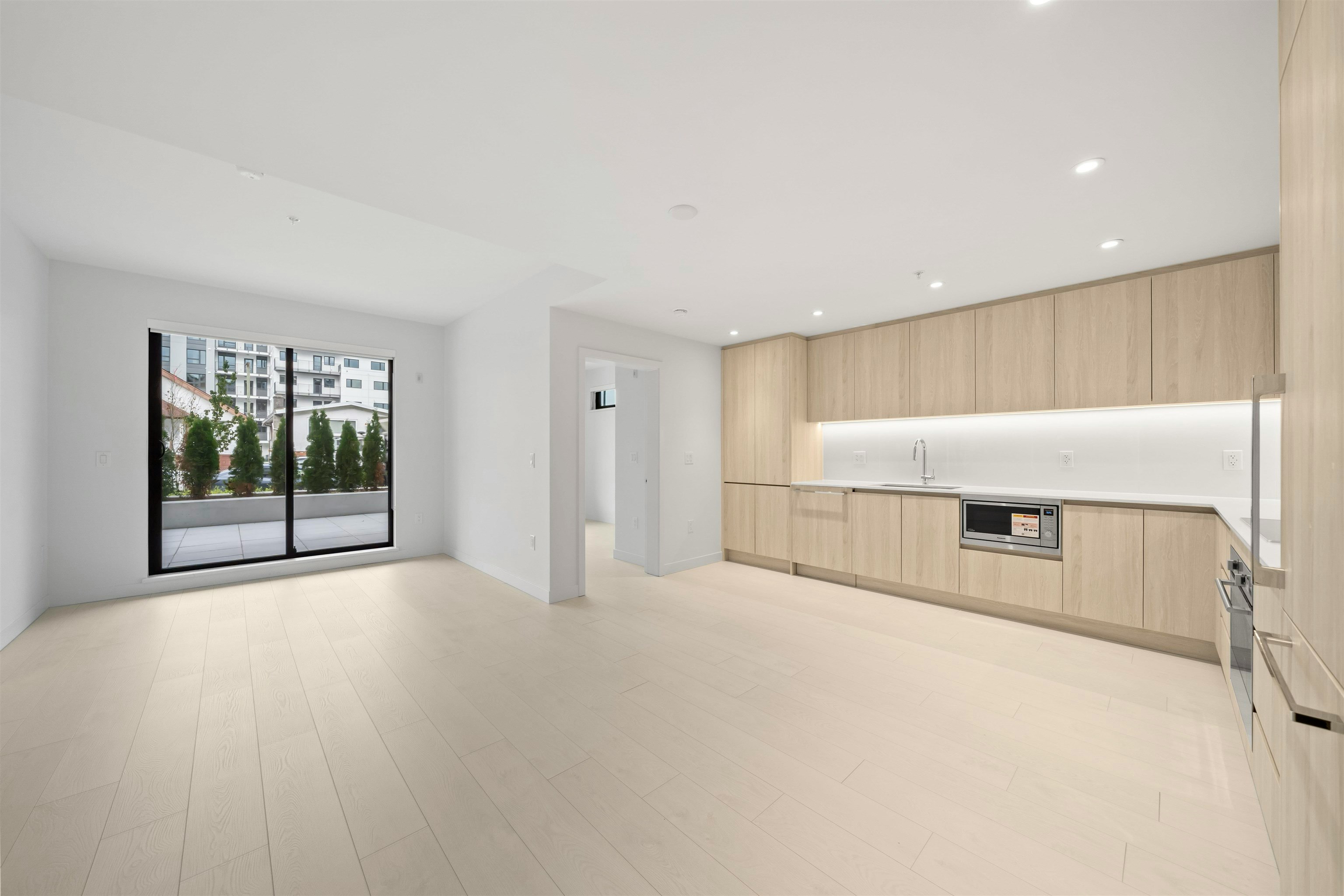111-4928 Quebec Street, Vancouver, BC, V5W 0G6 - 8