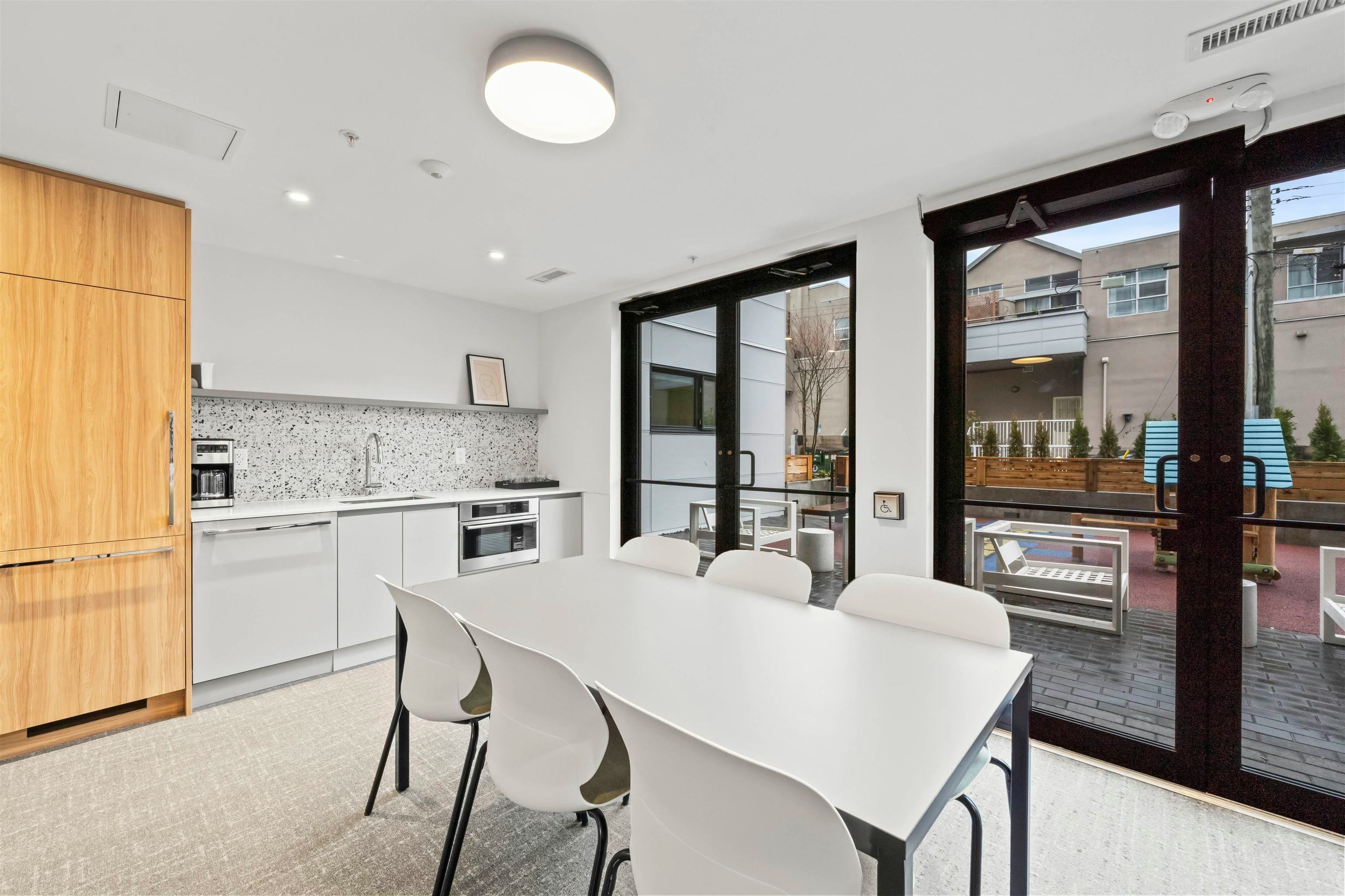 111-4928 Quebec Street, Vancouver, BC, V5W 0G6 - 8