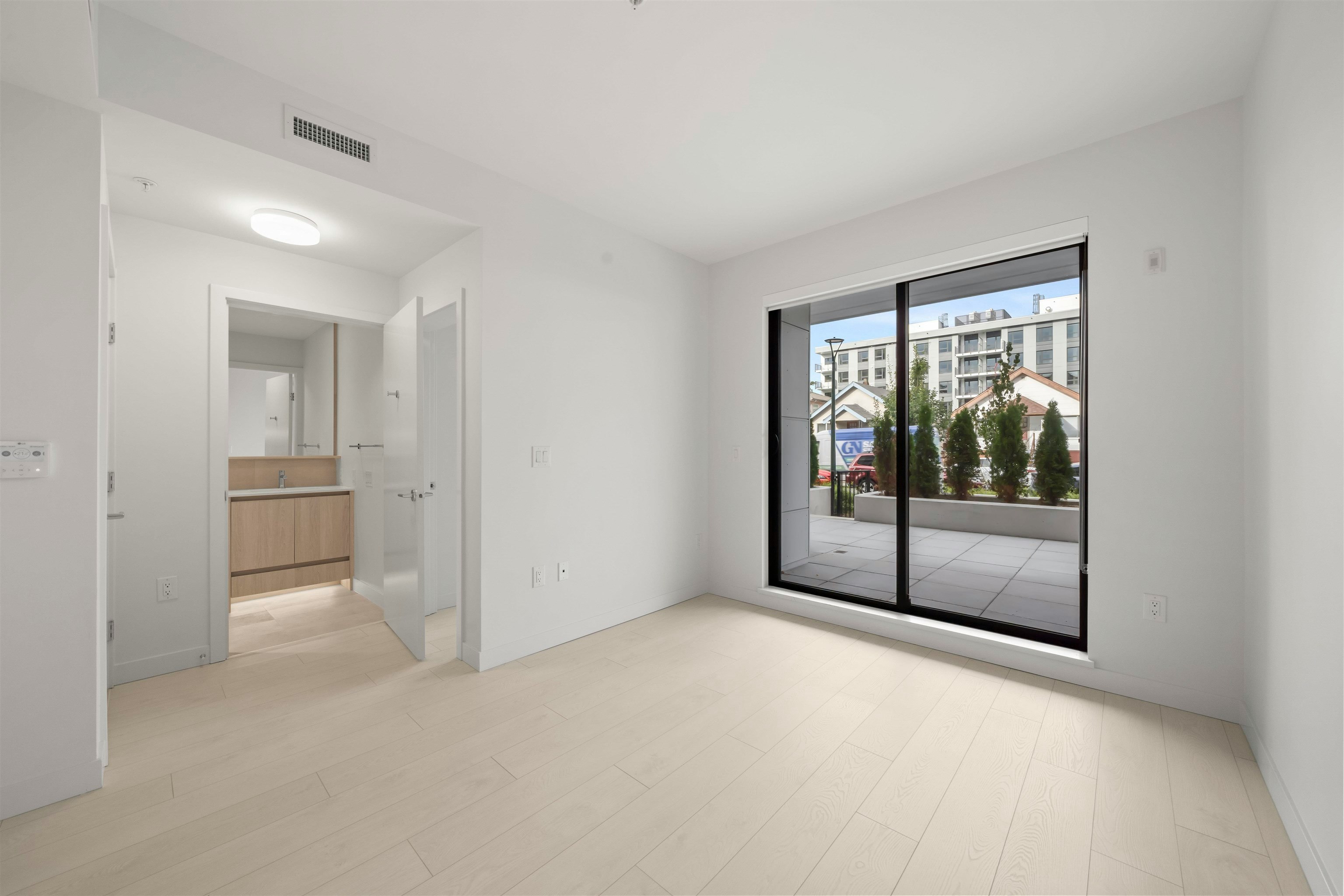 111-4928 Quebec Street, Vancouver, BC, V5W 0G6 - 12