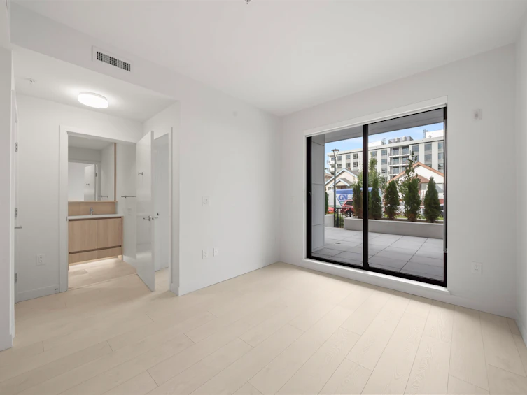 111-4928 Quebec Street, Vancouver, BC, V5W 0G6 - 12