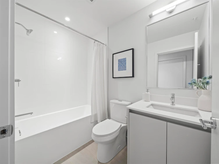 111-4928 Quebec Street, Vancouver, BC, V5W 0G6 - 5
