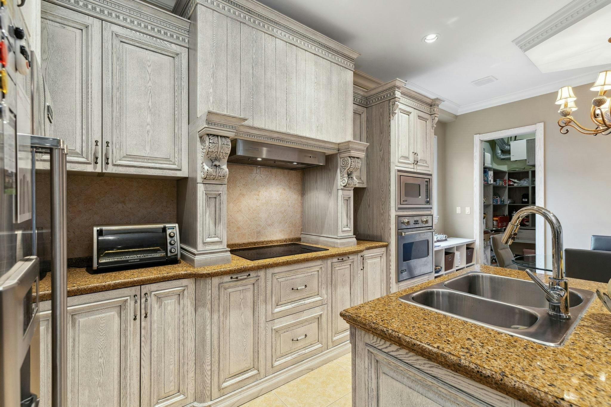 10051 Leonard Road, Richmond, BC, V7A 2N4 - 10
