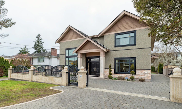 10051 Leonard Road